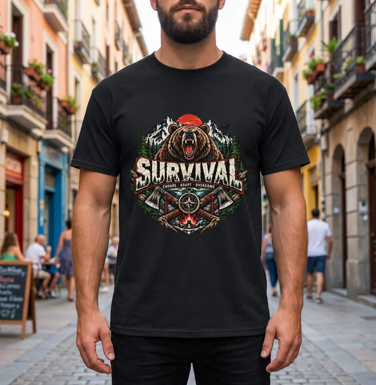 Survival T-Shirt mit Bär, Bergen, Äxten und Kompass